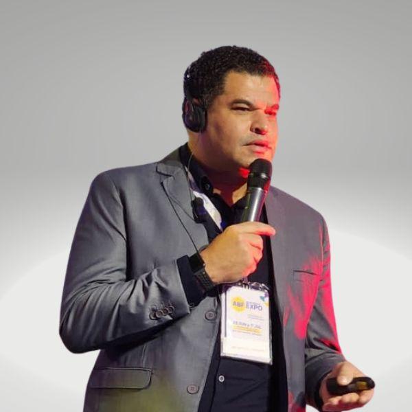 Palestrante André Marques