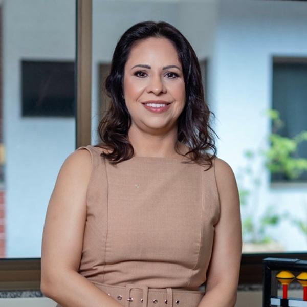 Palestrante Nadia C. Benitez