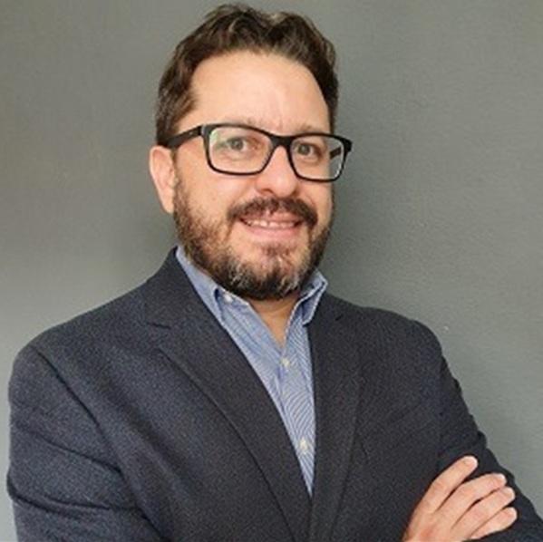 Palestrante Rafael Ferrer